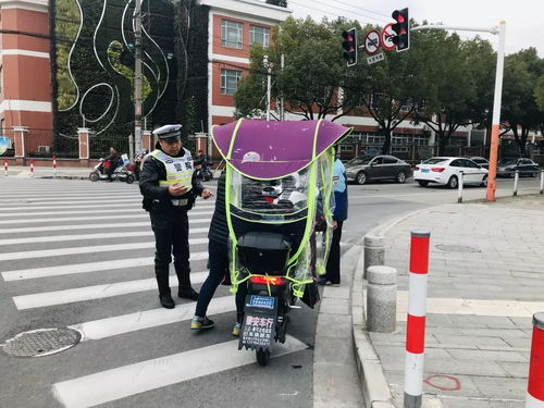 聚焦非机动车改装 装车篷需规范，人力三轮车组成否？